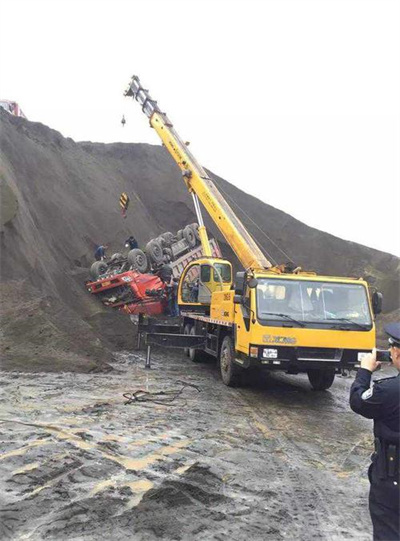 宝清上犹道路救援